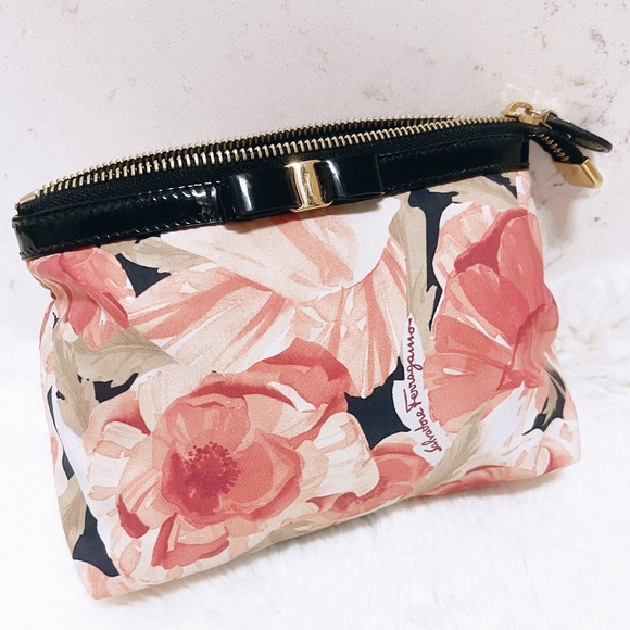 Authentic Salvatore Ferragamo Vintage Floral Bow Cosmetic Bag - Picture 2 of 11